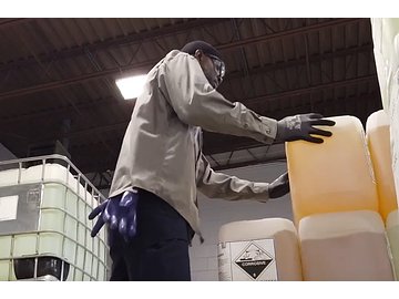 Commercial Motor Vehicle - Transportation of Dangerous Goods: Hazard Communication