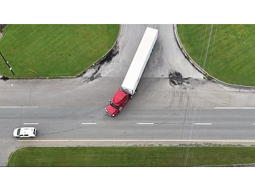 Commercial Motor Vehicle - Intersections: Intersections and Accidents