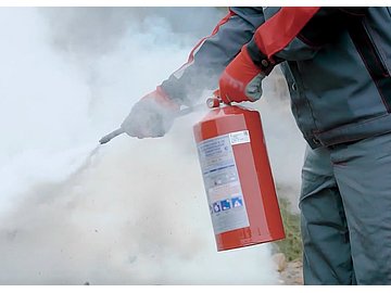 Commercial Motor Vehicle - Fire Prevention: Fire Extinguishers